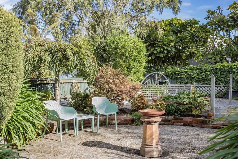 Photo of property in 5 Simeon Quay, Lyttelton, 8082