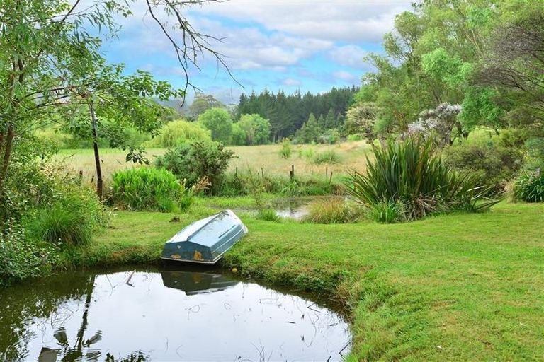 Photo of property in 6 Phillips Road, Dome Forest, Warkworth, 0981