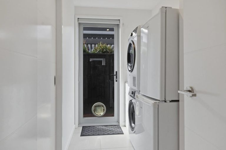 Photo of property in 9 Pimelea Street, Papamoa Beach, Papamoa, 3118