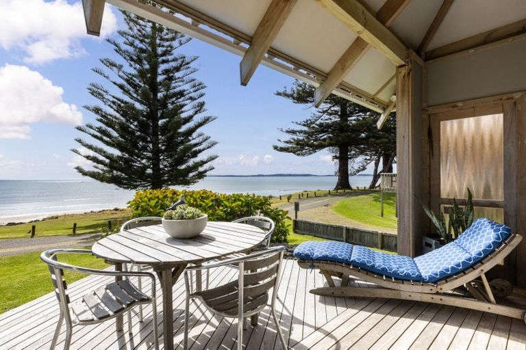 Photo of property in 5 Marine Parade, Orewa, 0931