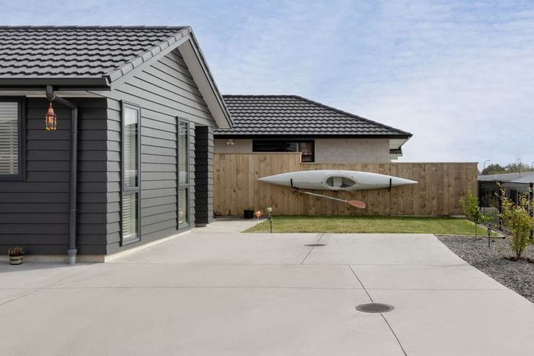 Photo of property in 5 Nottingham Road, Omokoroa, 3114