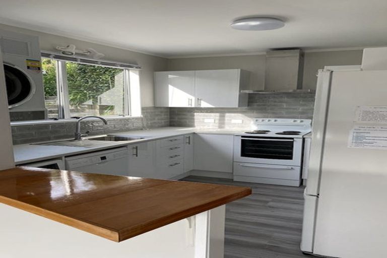 Photo of property in 12a Harland Street, Brooklyn, Wellington, 6021