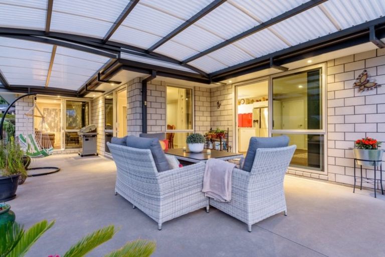 Photo of property in 12 Lynley Park Drive, Omokoroa, 3114