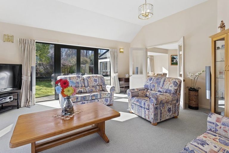 Photo of property in 23 Rickton Place, Rangiora, 7400