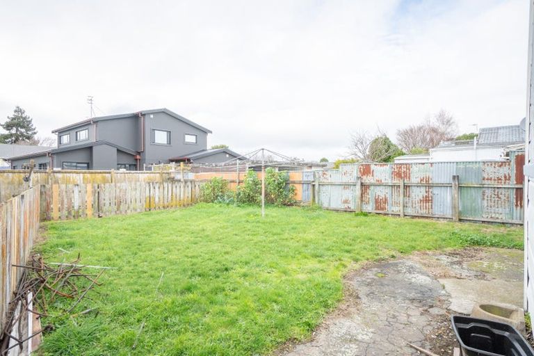 Photo of property in 21 Bourke Street, Palmerston North, 4410