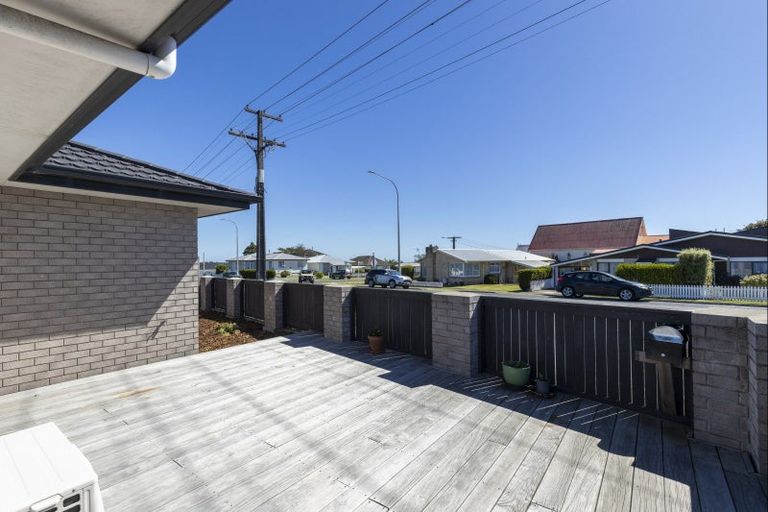 Photo of property in 24c Richmond Street, Waitara, 4320