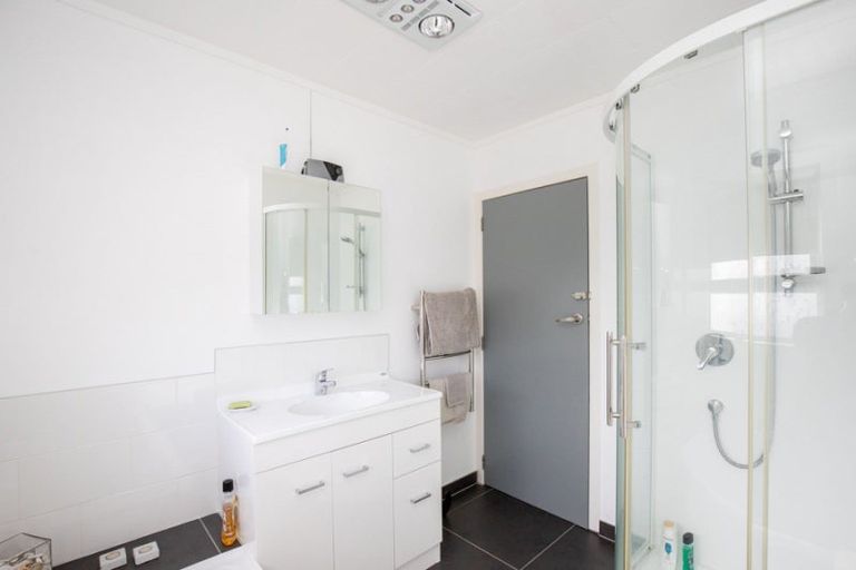 Photo of property in 6 Mahana Road, Ngatea, 3503