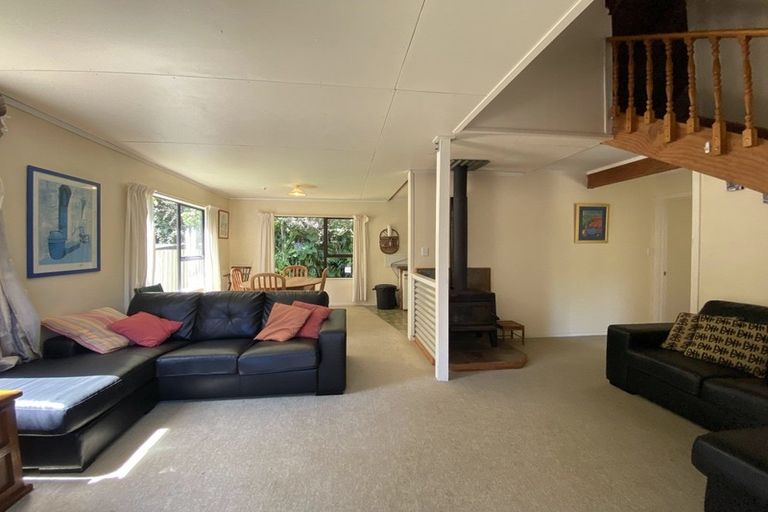 Photo of property in 27 Tainui Street, Mokau, 4376