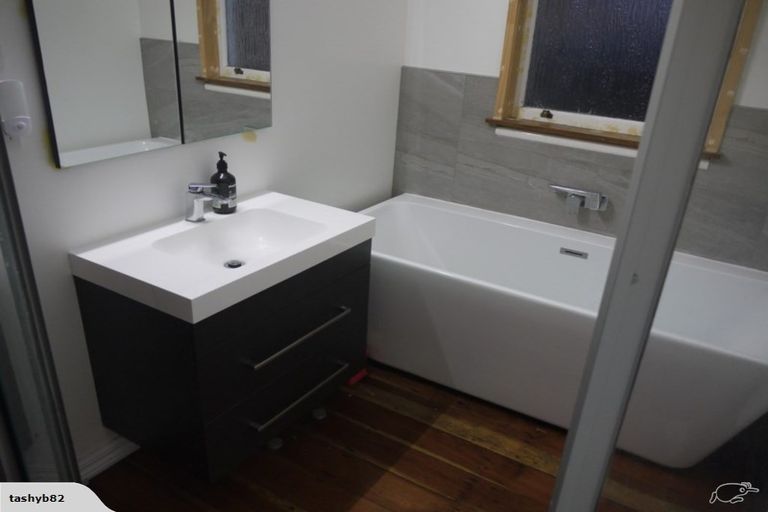 Photo of property in 9 Roy Street, Newtown, Wellington, 6021