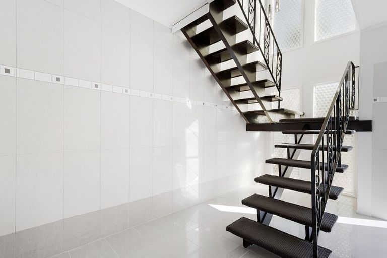 Photo of property in 22 Hartley Terrace, Massey, Auckland, 0614