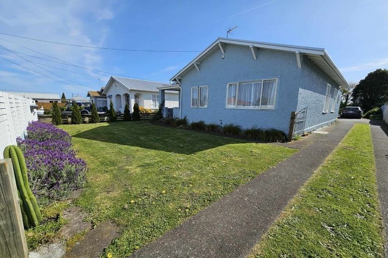 Photo of property in 5 Gunn Street, Gonville, Whanganui, 4501