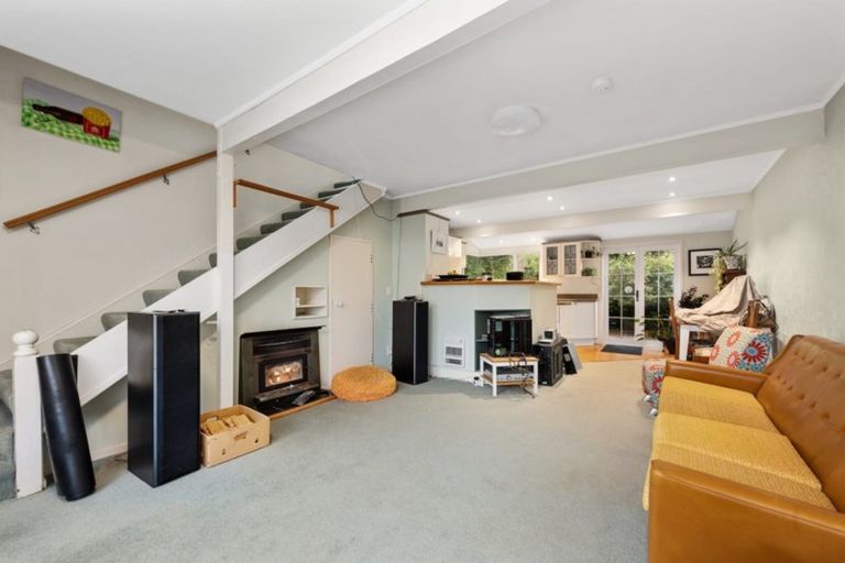 Photo of property in 159d Stokes Valley, Stokes Valley, Lower Hutt, 5019