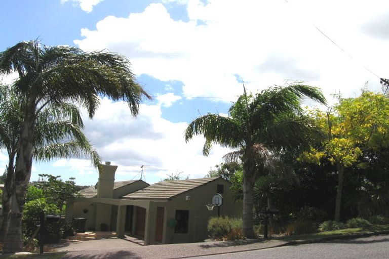 Photo of property in 1/45 Prospect Terrace, Milford, Auckland, 0620