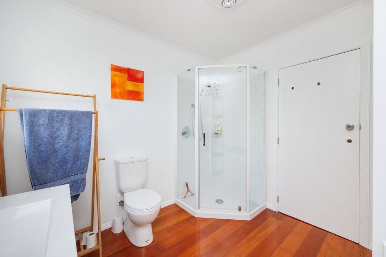 Photo of property in 206 Vogel Street, Roslyn, Palmerston North, 4414