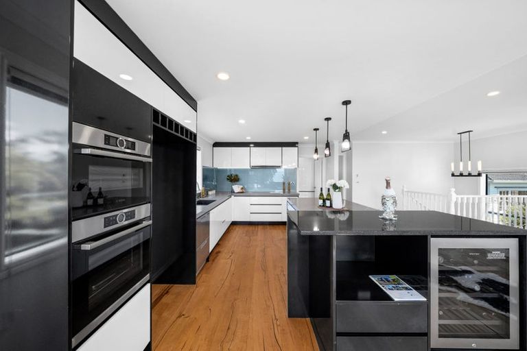 Photo of property in 66a Marine Parade, Mellons Bay, Auckland, 2014