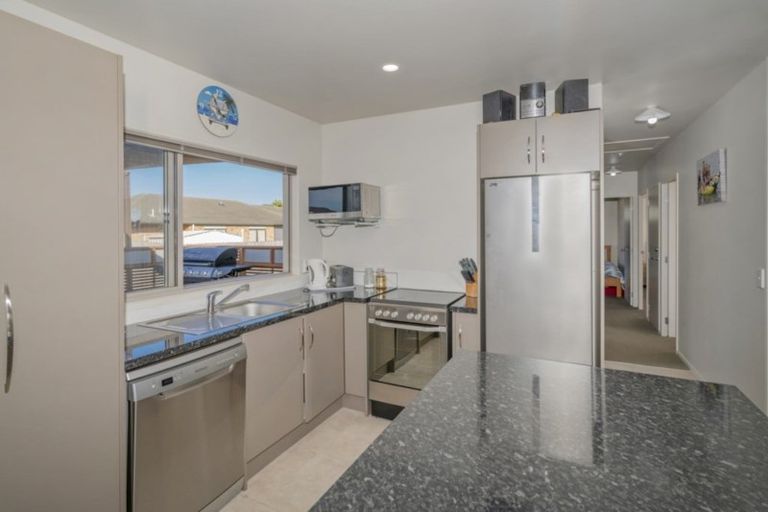 Photo of property in 1 Rena Place, Whitianga, 3510