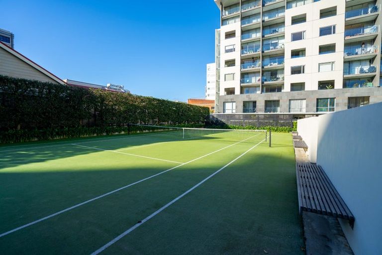 Photo of property in Sanctum Apartments, 11/10a Ebor Street, Te Aro, Wellington, 6011