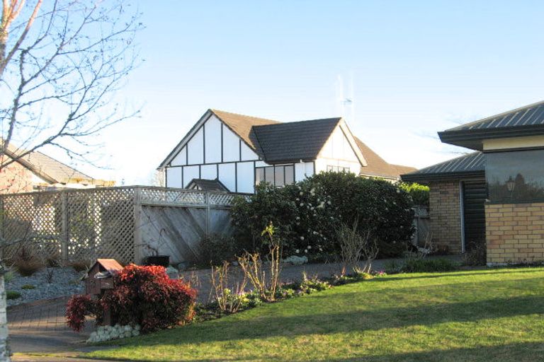 Photo of property in 8 Earls Court, Hillcrest, Hamilton, 3216