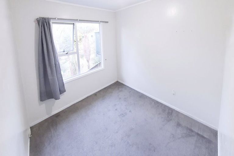 Photo of property in 27 Glencourt Place, Glenfield, Auckland, 0629