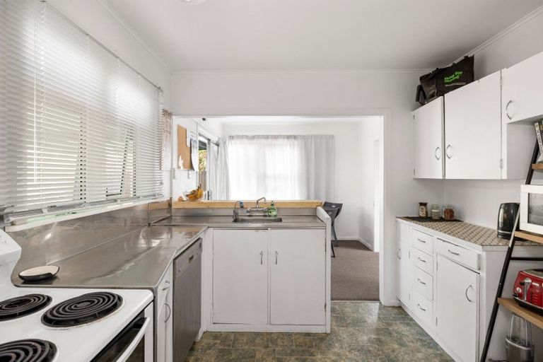 Photo of property in 9a Tui Street, Mount Maunganui, 3116