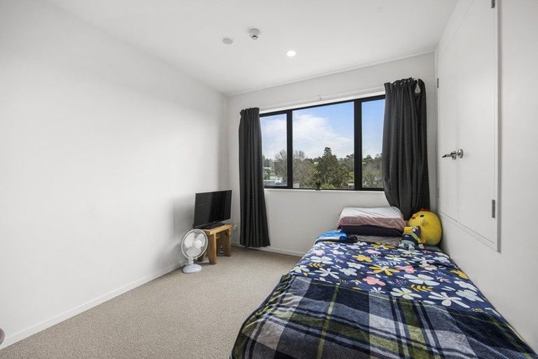 Photo of property in Rf202b, 19/18 Hewlett Road, Massey, Auckland, 0614