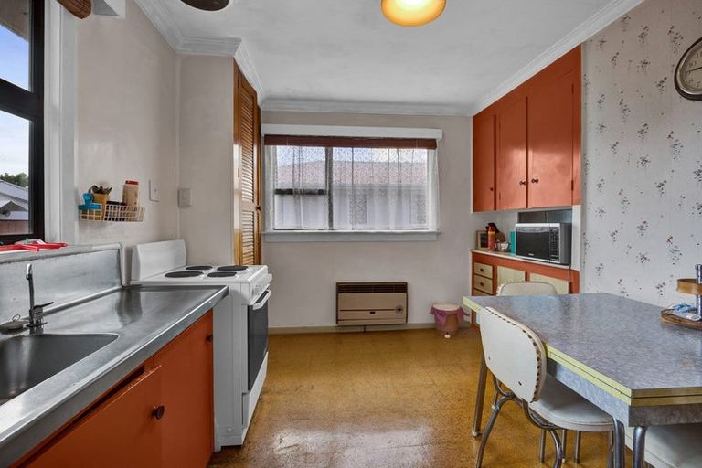 Photo of property in 5 Caplen Street, Hawera, 4610