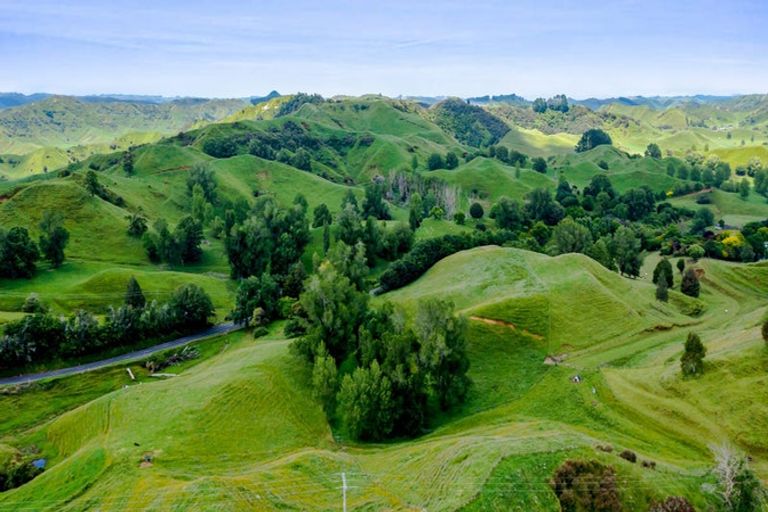 Photo of property in 1801 Ohura Road, Douglas, Stratford, 4392