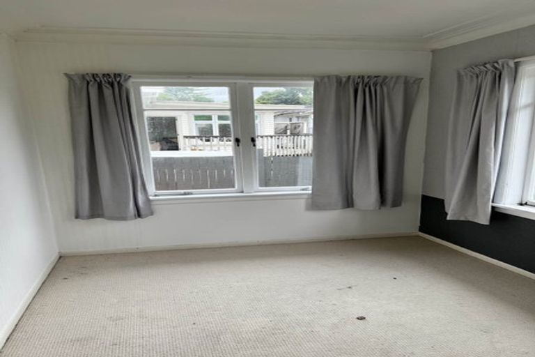 Photo of property in 1/57 Nikau Street, New Lynn, Auckland, 0600