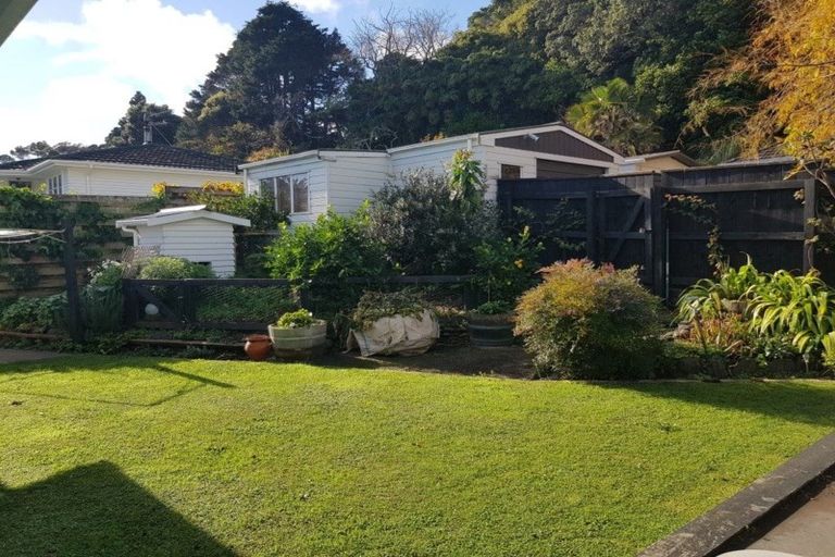 Photo of property in 23 Awanui Street, Merrilands, New Plymouth, 4312