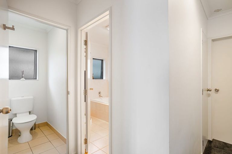 Photo of property in 11a Westglen Place, Ranui, Auckland, 0612