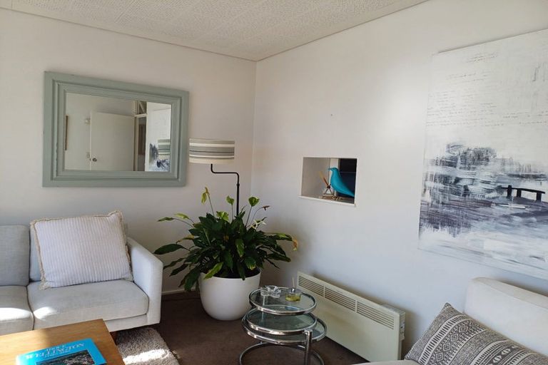 Photo of property in Gateway Apartments, 19 Maida Vale Road, Roseneath, Wellington, 6011