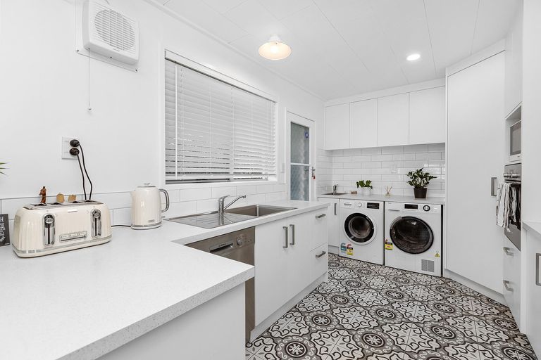 Photo of property in 351a Thames Street, Morrinsville, 3300