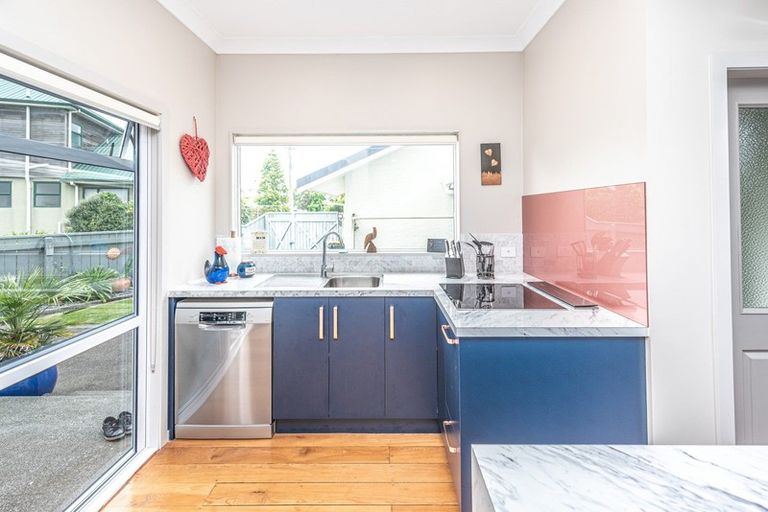 Photo of property in 70 Hipango Terrace, Durie Hill, Whanganui, 4500