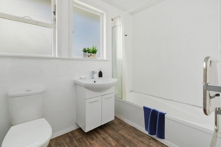 Photo of property in 73 Warspite Avenue, Cannons Creek, Porirua, 5024