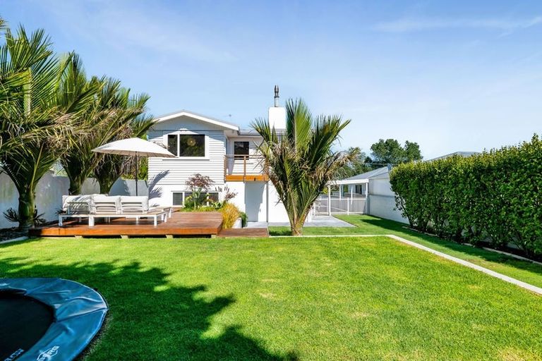 Photo of property in 185 Mangorei Road, Merrilands, New Plymouth, 4312