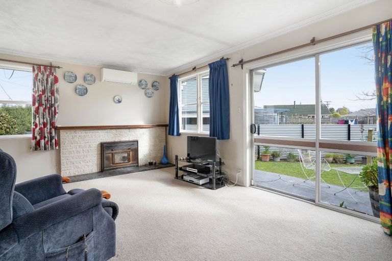 Photo of property in 28 Freyberg Street, Solway, Masterton, 5810