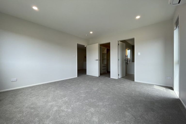 Photo of property in 6 Vanbrugh Place, Bucklands Beach, Auckland, 2014
