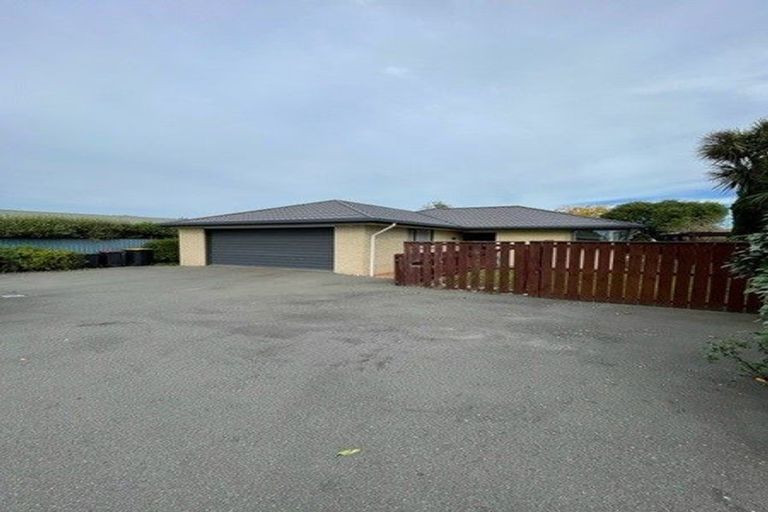 Photo of property in 18a Tyrone Street, Belfast, Christchurch, 8051