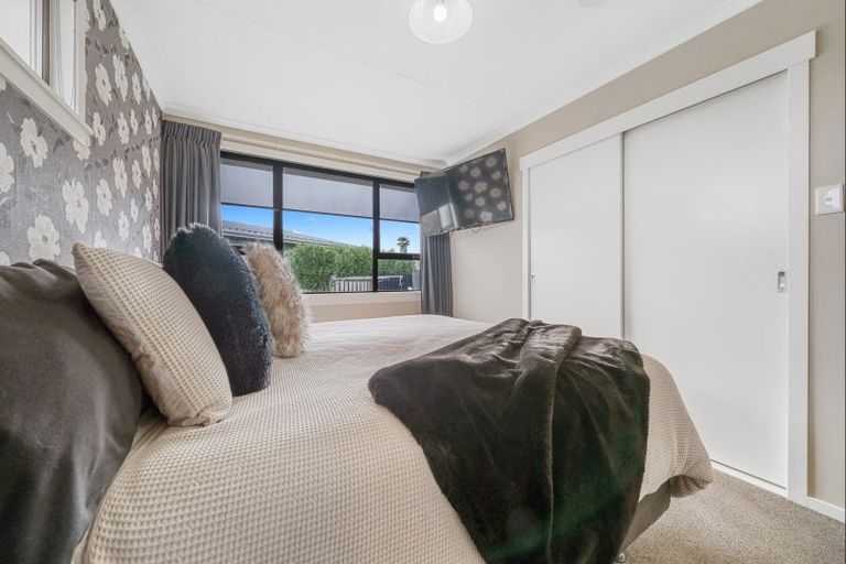 Photo of property in 28 Kingsford Street, Bell Block, New Plymouth, 4312