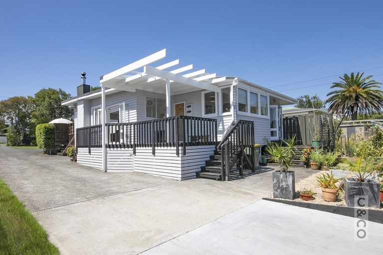 Photo of property in 32 Trigg Road, Huapai, Kumeu, 0810