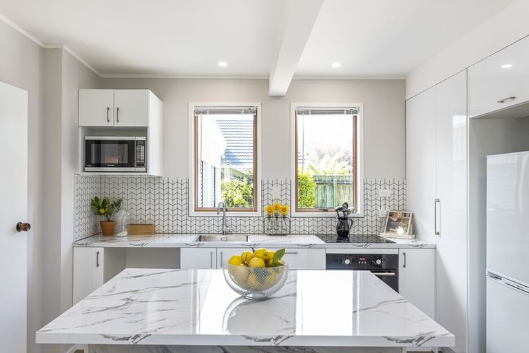 Photo of property in 34a Andrew Street, Waikanae, 5036