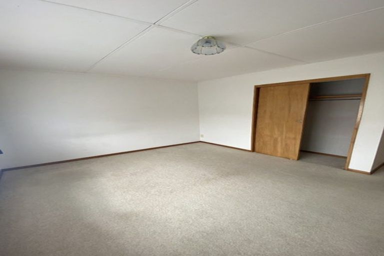 Photo of property in 12 Cambridge Street, Levin, 5510