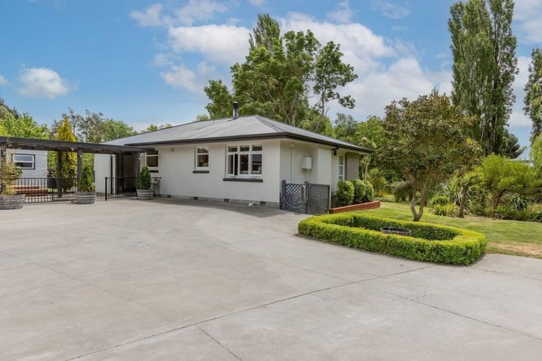 Photo of property in 70 Mapleham Drive, Pegasus, 7612