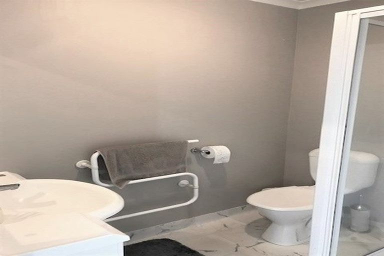 Photo of property in Terrace Heights Apartments, 14f/163 The Terrace, Wellington Central, Wellington, 6011