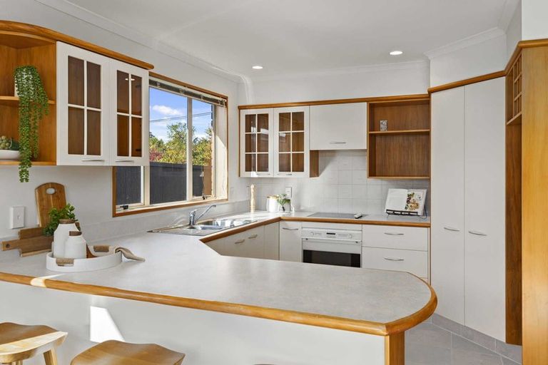 Photo of property in 1 Braithwaite Street, Ilam, Christchurch, 8041