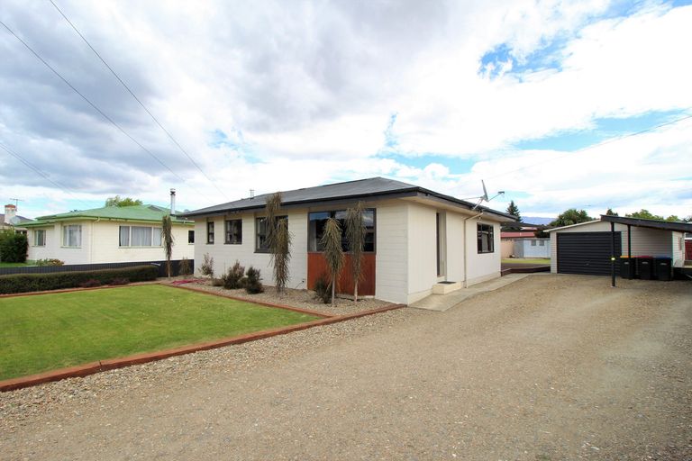 Photo of property in 8 Winston Place, Alexandra, 9320