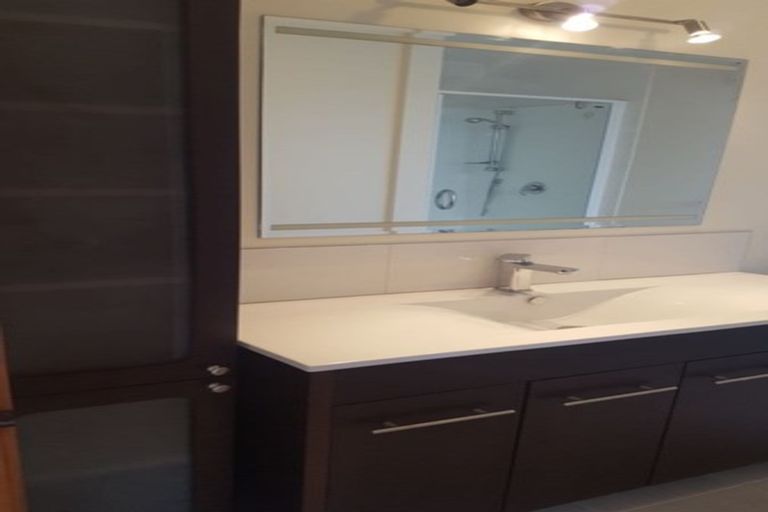 Photo of property in 3 Marina Heights, Half Moon Bay, Auckland, 2012