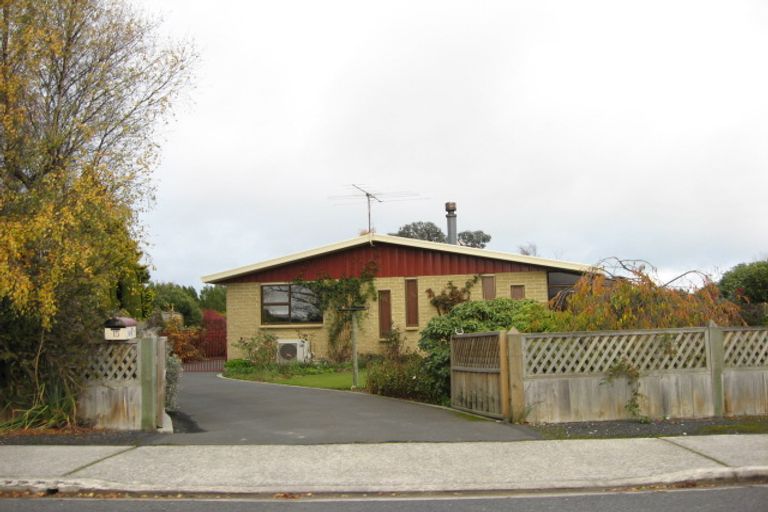 Photo of property in 15 Highgate, Milton, 9220