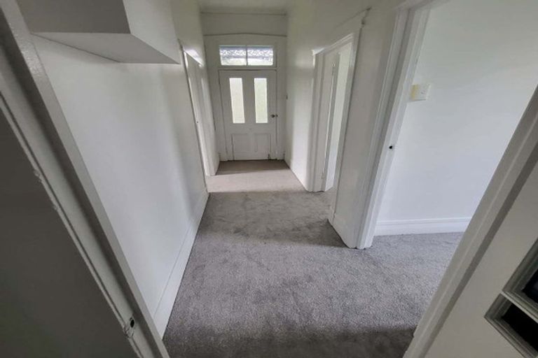 Photo of property in 22 Mudgeways Road, Massey, Auckland, 0614