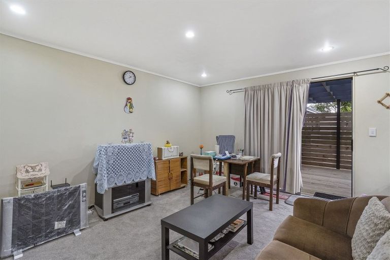 Photo of property in 5a Everingham Place, Sunnyhills, Auckland, 2010